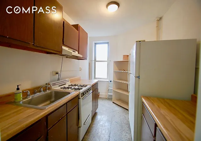 3rd image of 43-10 48Th Ave #2P, Woodside, NY 11377 | MLS# RLS20011620