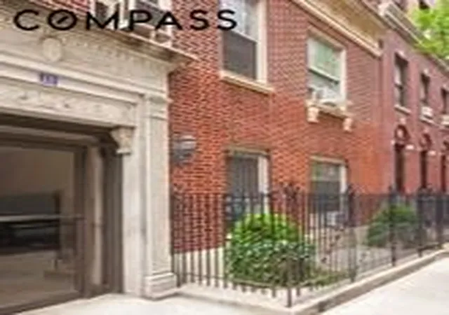 Homes for sale in New York City, NY | 25 W 64Th St #2F, New York City, NY 10023 | MLS# RLS20011809