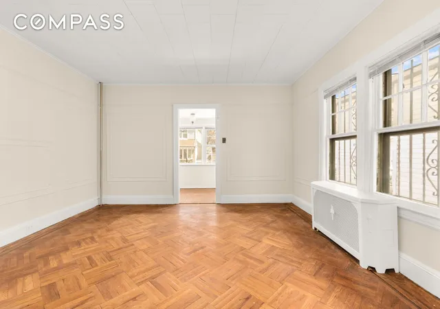 4th image of 107-28 118Th St, South Richmond Hill, NY 11419 | MLS# RLS20012002