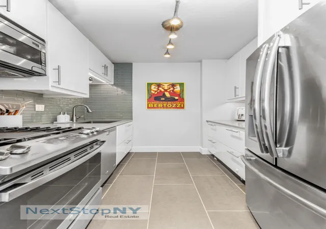 Photo 3 of Sale Pending at 400 E 56Th St #11C, New York City, NY 10022 | MLS# RLS20012057 | Listing updated on 2026-07-30