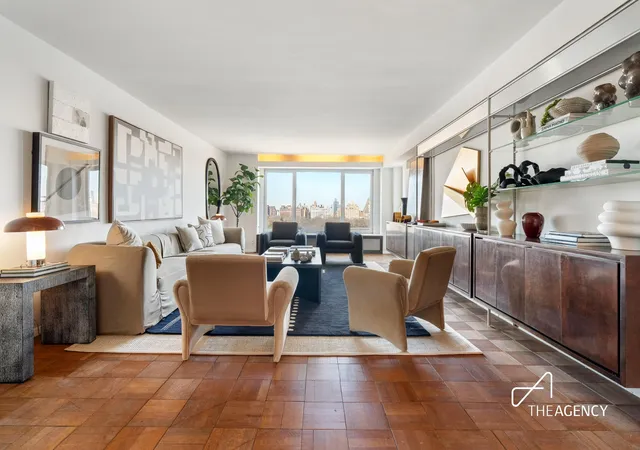 1st image of 1050 5Th Ave #17D, New York, NY 10028 | MLS# RLS20012176