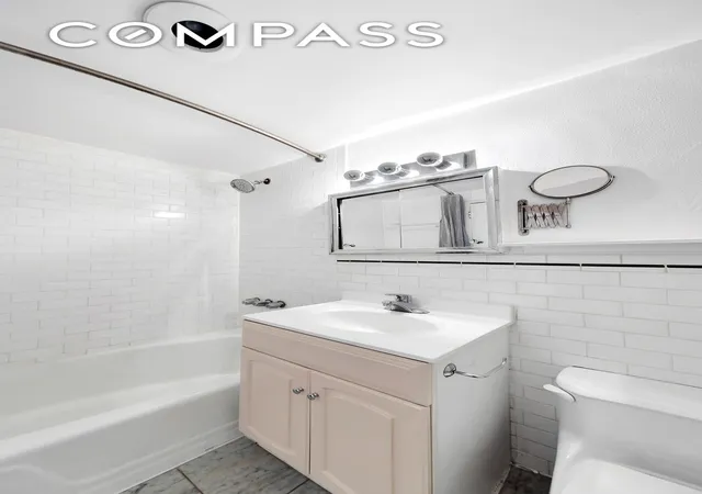 Photo 4 of Sale Pending at 145 E 29th Street #5A, New York, NY 10016 | MLS# RLS20012555 | Listing updated on 2025-07-15