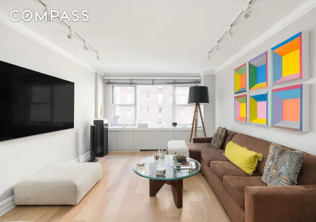 Photo 1 of Sale Pending at 77 W 55Th St #9F, New York City, NY 10019 | MLS# RLS20012618 | Listing updated on 2026-05-15