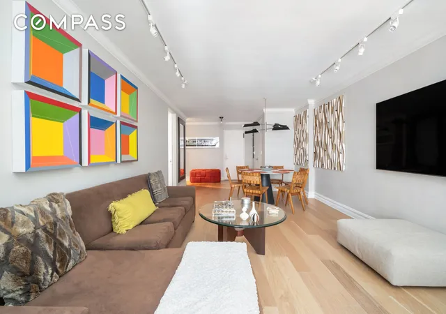 Photo 3 of Sale Pending at 77 W 55Th St #9F, New York City, NY 10019 | MLS# RLS20012618 | Listing updated on 2026-05-15