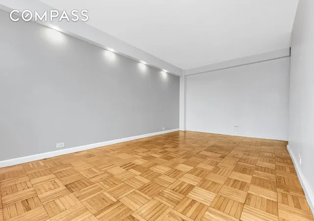 7th image of 205 Clinton Ave #9D, New York City, NY 11205 | MLS# RLS20012838