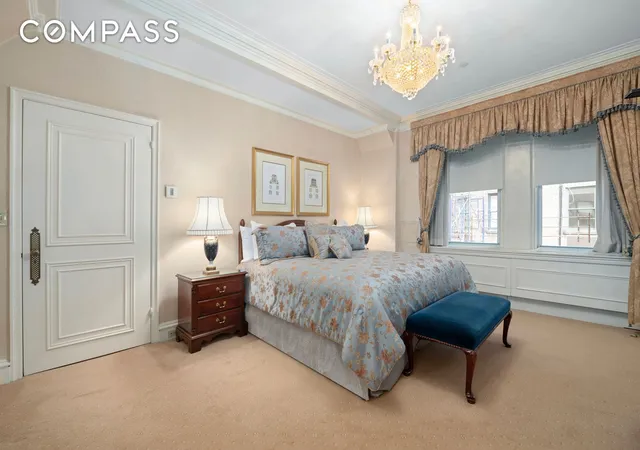 Photo 3 of Sale Pending at 781 5th Avenue #514, New York, NY 10022 | MLS# RLS20012878 | Listing updated on 2025-11-01