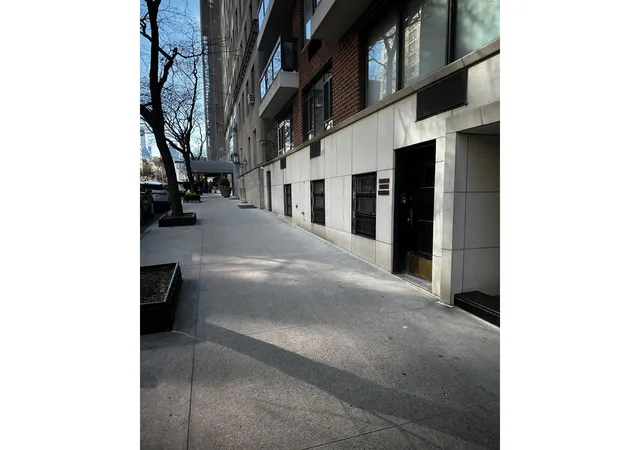 Photo 1 of House for sale at 750 Park Ave #1C, New York, NY 10021 | MLS# RLS20013326 | Listing updated on 2025-08-21