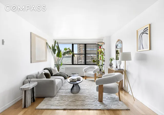 2nd image of 7 E 14Th St #17G, New York, NY 10003 | MLS# RLS20013363