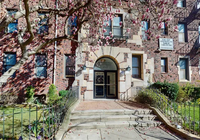 2nd image of 2515 Glenwood Rd #2E, Brooklyn, NY 11210 | MLS# RLS20014312