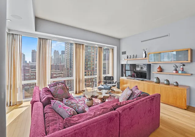 Photo 2 of Sale Pending at 80 Riverside Blvd #16-P, New York, NY 10069 | MLS# RLS20014822 | Listing updated on 2026-04-30