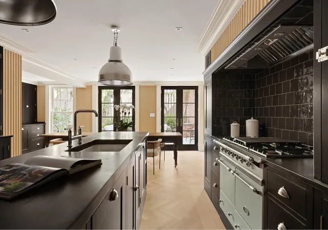 Photo 3 of Single family home for sale at 127 W 11Th St, New York, NY 10011 | MLS# RLS20014925 | Listing updated on 2026-04-22