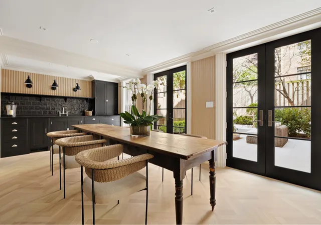 Photo 4 of Single family home for sale at 127 W 11Th St, New York, NY 10011 | MLS# RLS20014925 | Listing updated on 2026-04-22