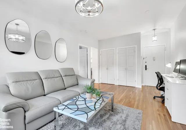 Photo 1 of House for sale at 186 W 80th Street #4J, New York, NY 10024 | MLS# RLS20015154 | Listing updated on 2026-01-30
