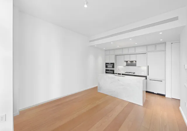 Photo 3 of House for sale at 5 Beekman St #22C, New York, NY 10038 | MLS# RLS20015331 | Listing updated on 2026-01-01