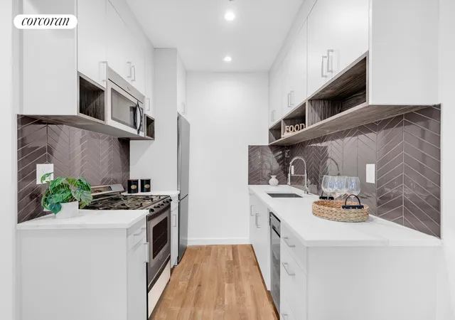 Photo 3 of Sale Pending at 88 Marion St #3A, New York City, NY 11233 | MLS# RLS20016568 | Listing updated on 2026-07-30