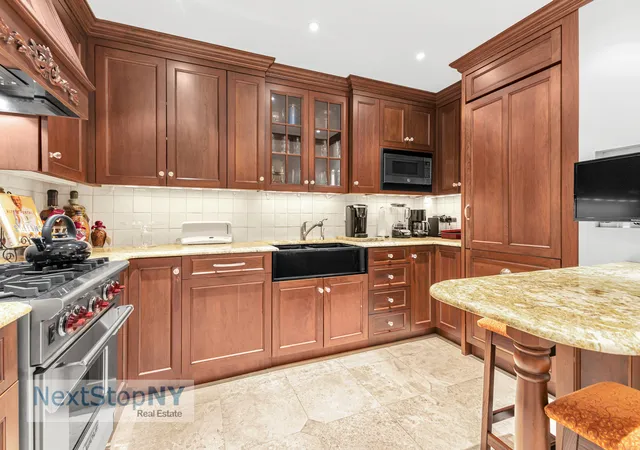 Photo 2 of House for sale at 721 5Th Ave #48K, New York, NY 10022 | MLS# RLS20016698 | Listing updated on 2025-11-12