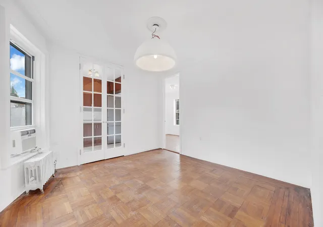 Photo 4 of House for sale at 261 W 22nd Street #20, New York, NY 10011 | MLS# RLS20016706 | Listing updated on 2026-01-18