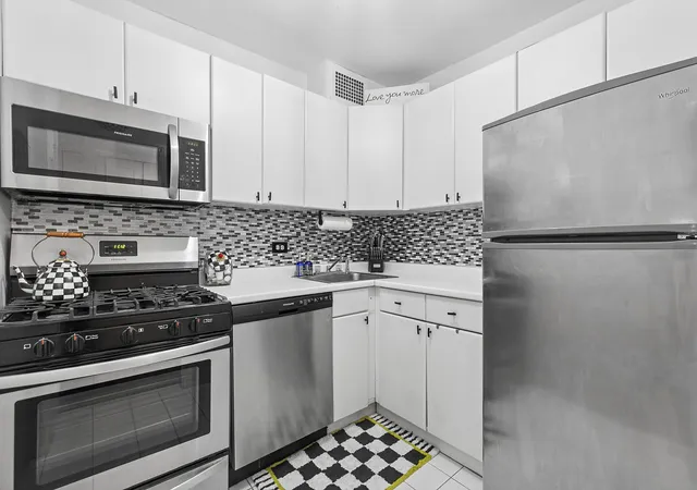 3rd image of 370 E 76Th St #B-507, New York City, NY 10021 | MLS# RLS20017169