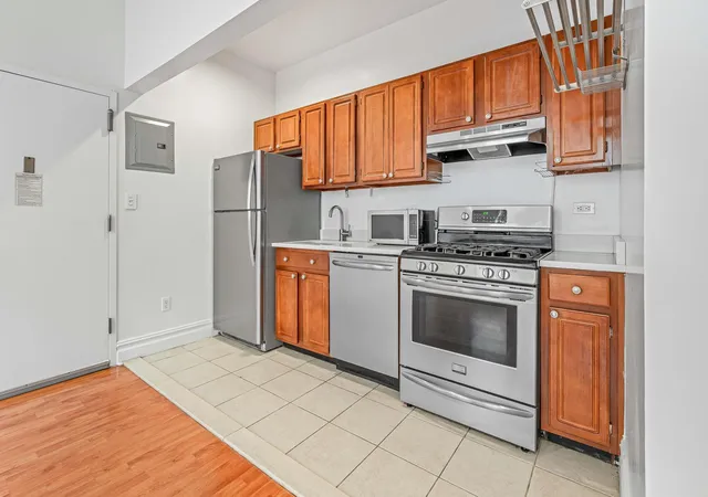4th image of 45-02 Ditmars Blvd, New York, NY 11105