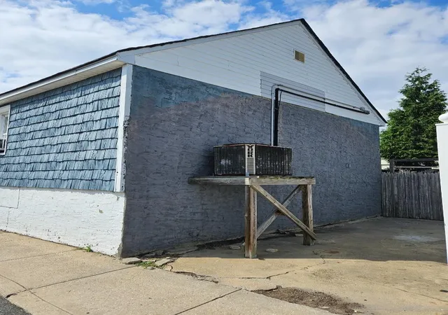 17th image of 12 38 Crossbay Blvd, New York City, NY 11693 | MLS# RLS20017365