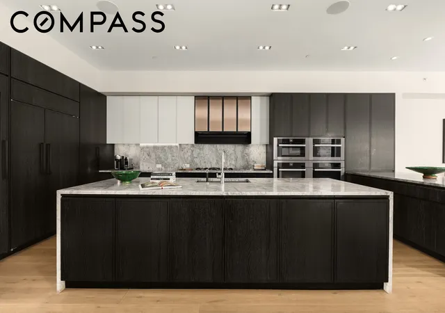 Listing Photo 4 - Condo for sale in building located at 11 Bch St, New York City, NY 10013 - Unit #THA