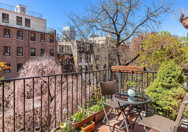 Photo 3 of Townhouse for sale at 434 W 23rd Street #D, New York, NY 10011 | MLS# RLS20018411 | Listing updated on 2025-12-07