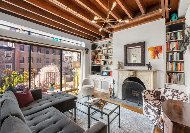 Photo 3 of Townhouse for sale at 434 W 23rd Street #D, New York, NY 10011 | MLS# RLS20018411 | Listing updated on 2025-12-07