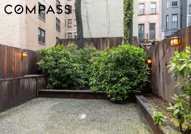 Photo 4 of Townhouse for sale at 128 E 65Th St, New York, NY 10065 | MLS# RLS20018566 | Listing updated on 2026-07-09