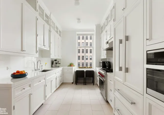 Photo 3 of House for sale at 390 W End Ave #5H, New York, NY 10024 | MLS# RLS20018638 | Listing updated on 2026-04-10