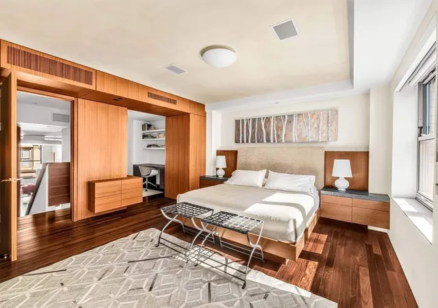 Photo 3 of House for sale at 92 Greene St #4, New York, NY 10012 | MLS# RLS20018792 | Listing updated on 2026-05-30