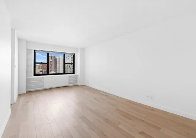 Homes for sale in New York City, NY | 345 E 80Th St #18A, New York City, NY 10075 | MLS# RLS20019041