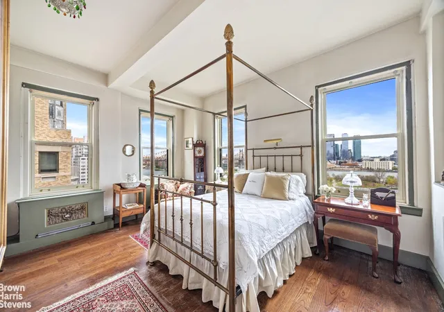 Photo 4 of House for sale at 450 E 52nd Street #12THFLOOR, New York City, NY 10022 | MLS# RLS20019107 | Listing updated on 2026-08-28