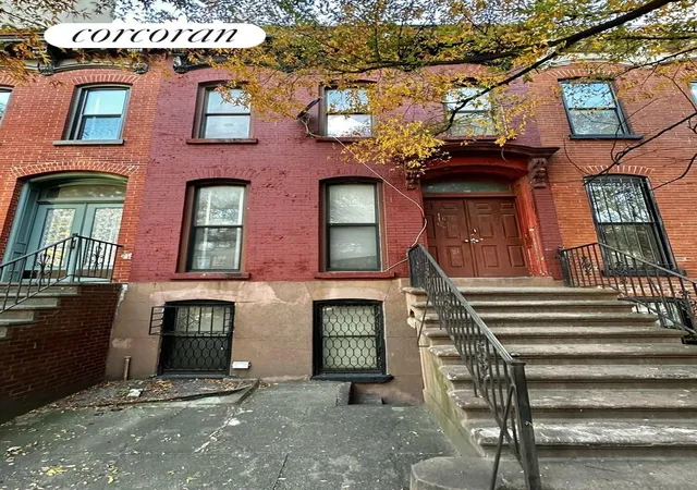 Photo 2 of Multi family home for sale at 116 4Th Ave, Brooklyn, NY 11217 | MLS# RLS20019179 | Listing updated on 2025-12-31