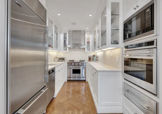 Photo 2 of Condo for sale at 167 E 61st St #10C11C, New York, NY 10065 | MLS# RLS20019379 | Listing updated on 2026-01-01