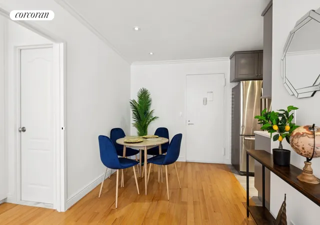 Listing Photo 4 - Condo for sale in building located at 61 W 62Nd St, New York City, NY 10023 - Unit #27G
