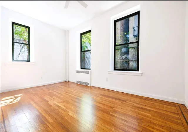 Photo 3 of House for sale at 250 W 22Nd St #1-B, New York, NY 10011 | MLS# RLS20019797 | Listing updated on 2025-12-29