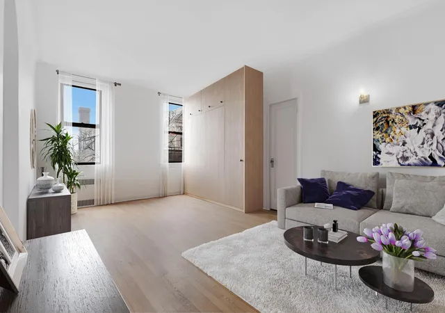 2nd image of 130 Bay Ridge Pkwy #5K, Brooklyn, NY 11209 | MLS# RLS20020824