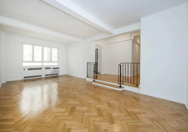 Photo 4 of Sale Pending at 333 W 57th Street #302, New York City, NY 10019 | MLS# RLS20020835 | Listing updated on 2026-07-30