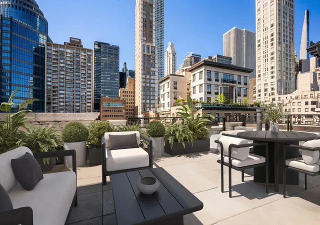 Listing Photo 1 - Condo for sale in building located at 115 E 61St St, New York City, NY 10065