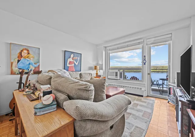 Photo 2 of House for sale at 2575 Palisade Ave #11E, Bronx, NY 10463 | MLS# RLS20021088 | Listing updated on 2026-03-14