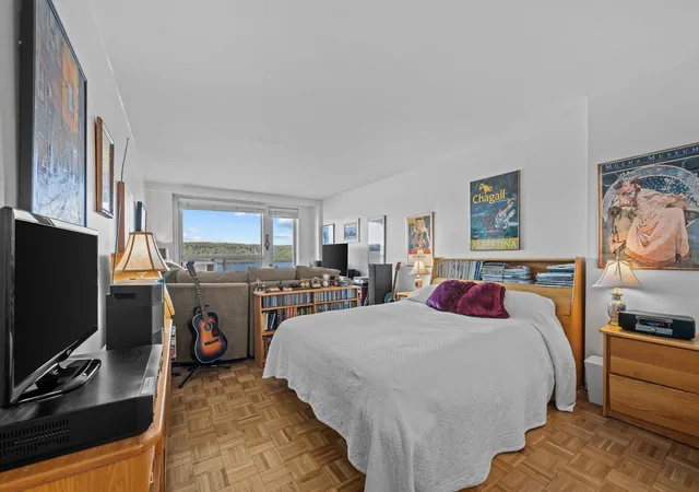 Photo 3 of House for sale at 2575 Palisade Ave #11E, Bronx, NY 10463 | MLS# RLS20021088 | Listing updated on 2026-03-14