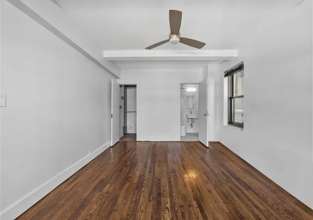 5th image of 300 W 23Rd St #2-K, New York City, NY 10011 | MLS# RLS20021612