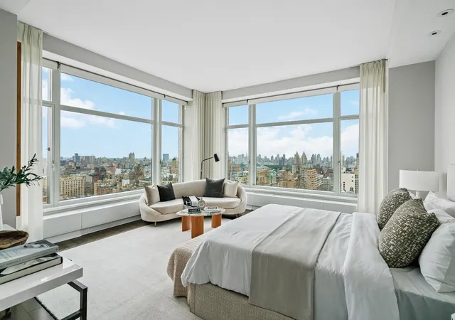 Photo 4 of House for sale at 240 Riverside Blvd #PH-SUITE1, New York, NY 10069 | MLS# RLS20022217 | Listing updated on 2026-10-08