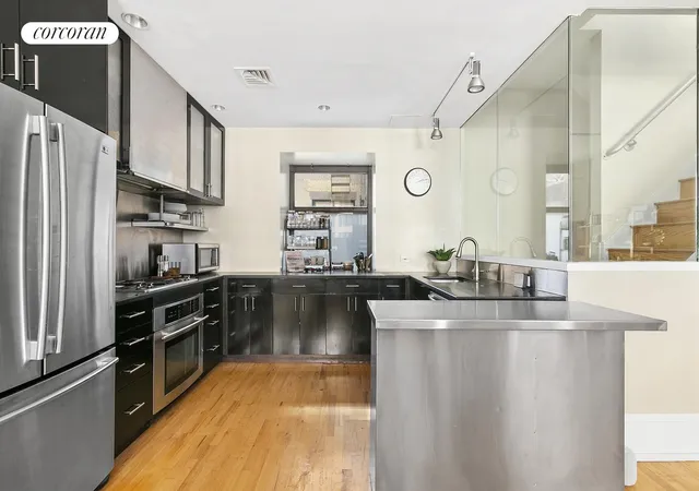 2nd image of 50 Pine St #PH12N, New York, NY 10005 | MLS# RLS20022280