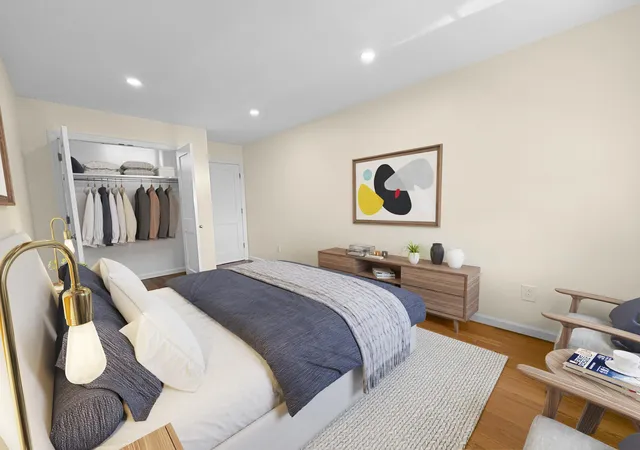 4th image of 12-06 Robin Ln, New York City, NY 11360