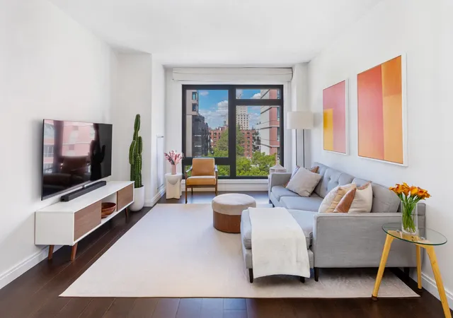 Listing Photo 2 - Condo for sale in building located at 613 Baltic St, New York City, NY 11217 - Unit #5B