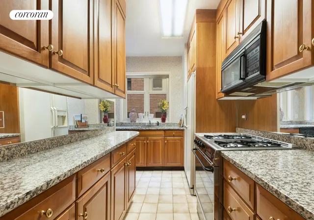 Photo 3 of Sale Pending at 36 Sutton Pl S #2A, New York, NY 10022 | MLS# RLS20023347 | Listing updated on 2026-08-28