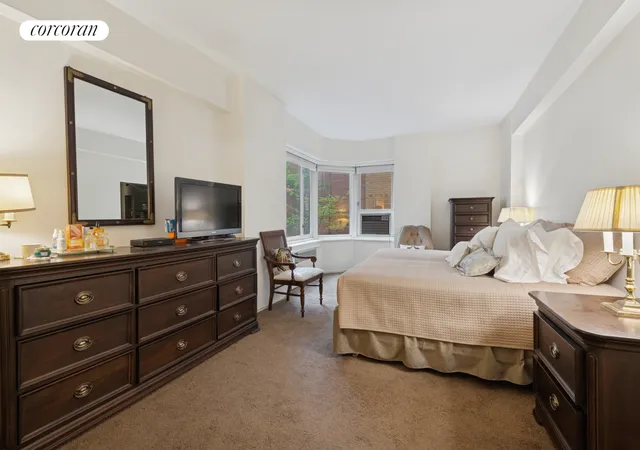Photo 4 of Sale Pending at 36 Sutton Pl S #2A, New York, NY 10022 | MLS# RLS20023347 | Listing updated on 2026-08-28