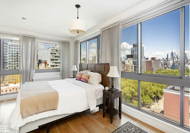 5th image of 38 Delancey St, New York City, NY 10002