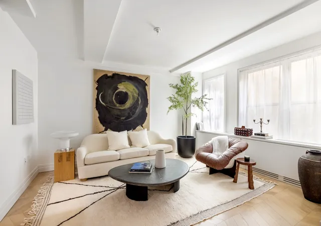 2nd image of 393 W End Ave, New York City, NY 10024